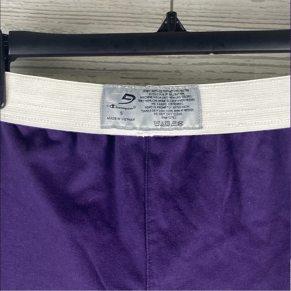 Champion Shorts - Dark Purple - Picture 10 of 12